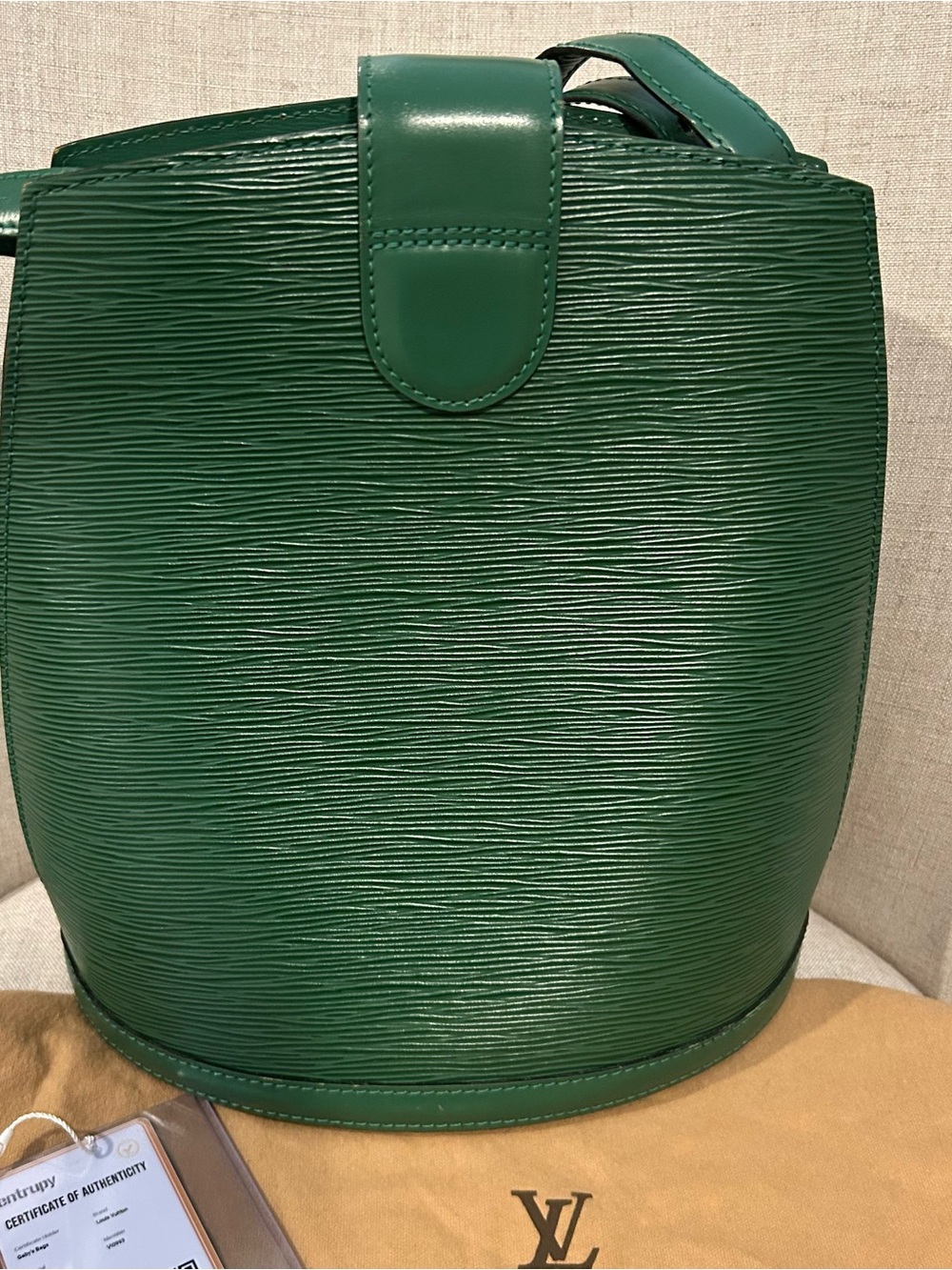 Louis Vuitton Cluny Green Epi Leather Bucket Shoulder Bag w/Entrupy Certificate - Picture 3 of 17